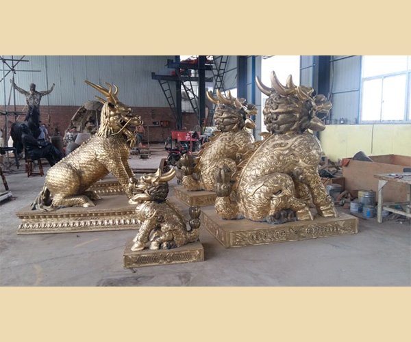 大小銅麒麟