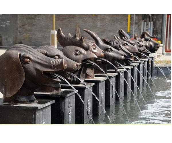 十二獸首噴泉雕塑