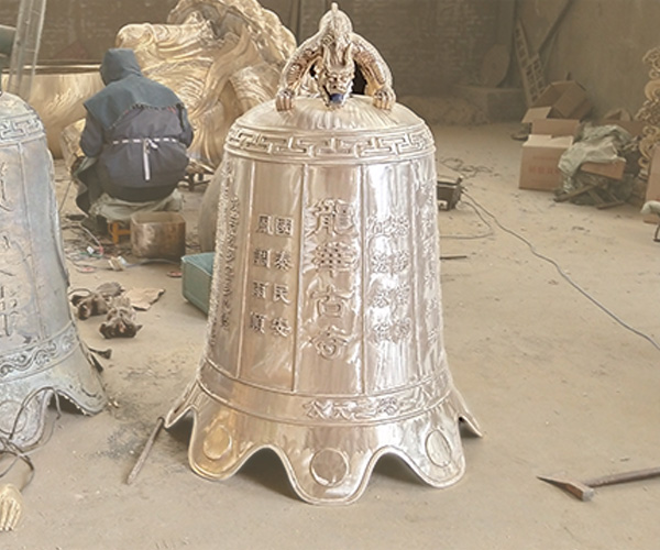 龍華古寺寺廟銅鐘